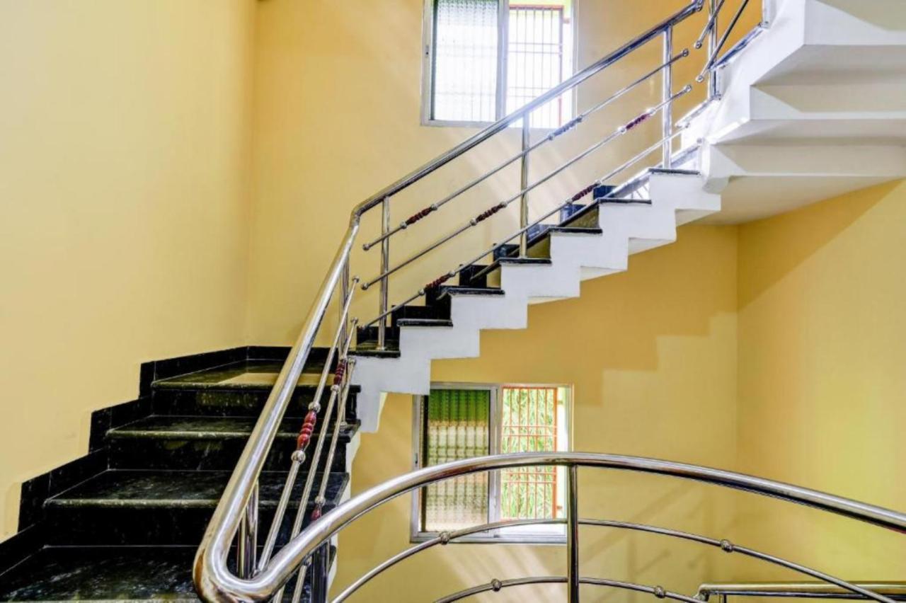 Goroomgo Neelachal Holiday Nibasa Puri Near Sea Beach Area - Perfect Location With Excellent Service Awarded Экстерьер фото